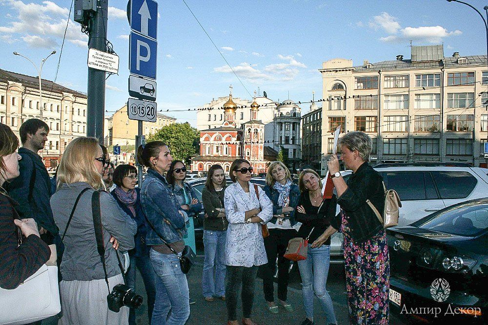 Пешая прогулка по одной из самых старых улиц Москвы - Варварке Пешая прогулка по одной из самых старых улиц Москвы - Варварке