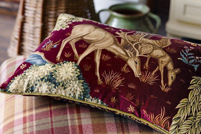 коллекция обоев и тканей-компаньонов Archive III от Morris & Co коллекция обоев и тканей-компаньонов Archive III от Morris & Co