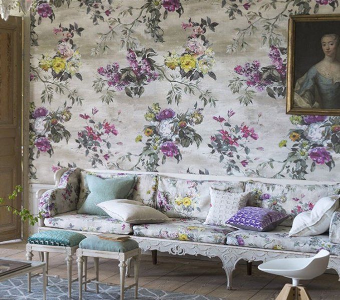 коллекция флизелиновых обоев в стиле фресковой живописи Caprifoglio от Designers Guild