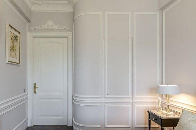 лепнина из полиуретана Orac Decor в интерьере французской спальни-будуара лепнина из полиуретана Orac Decor в интерьере французской спальни-будуара