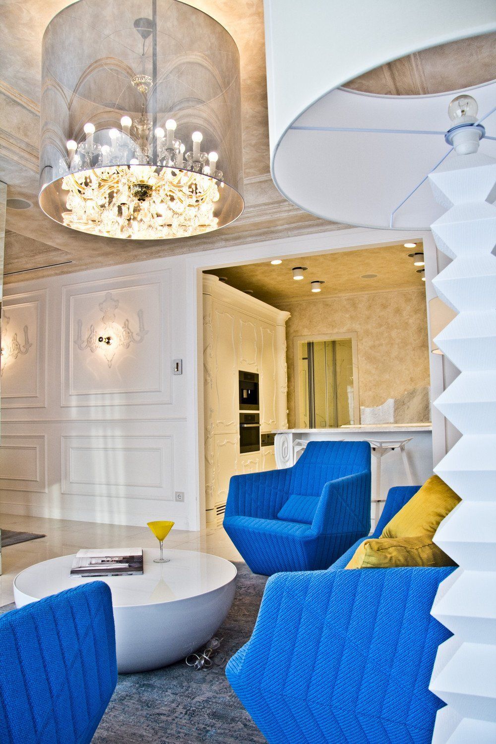 карниз Orac Decor интерьер студии Градиз