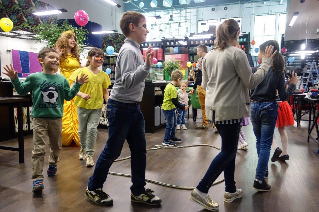 День детей в Мануфактура 5 Ампир Декор