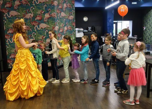 День детей в Мануфактура 5 Ампир Декор