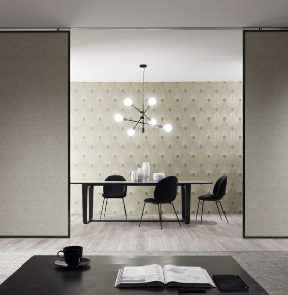 новые каталоги обоев Khroma Zoom для презентации в Санкт-Петербурге