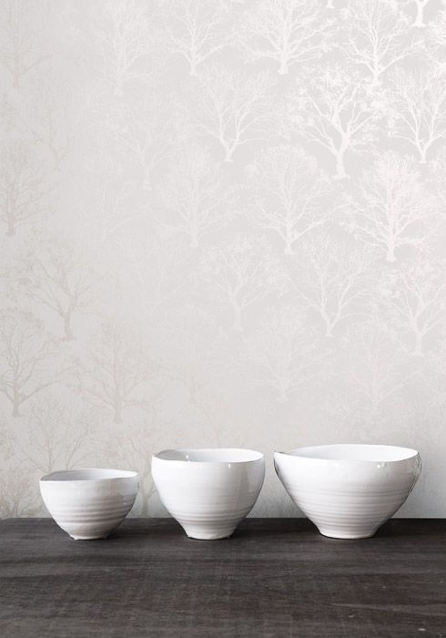 белые обои с контурами леса Khroma белые обои с контурами леса Khroma, каталог Rialto