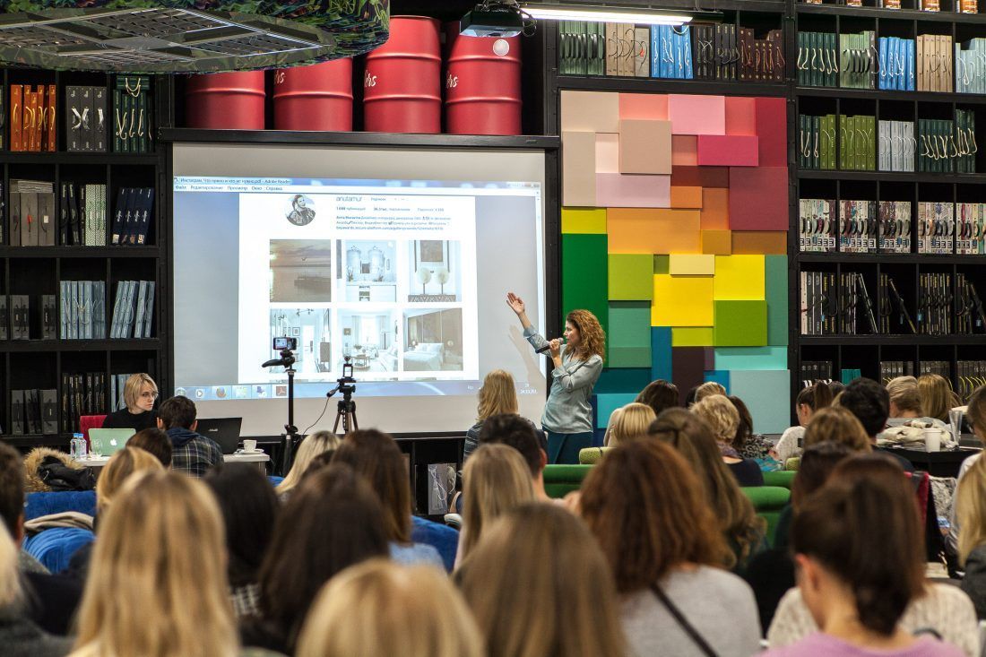 лекция «Инстаграм для дизайнера» главного редактора портала Roomble Оксаны Кашенко в Центре Дизайна Мануфактура 5 Ампир Декор