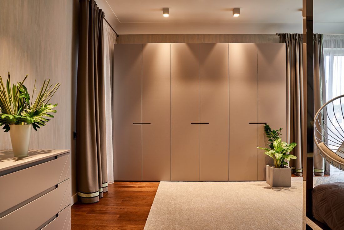 Интерьер спальни в доме Стаса Костюшкина, программа "Идеальный ремонт"