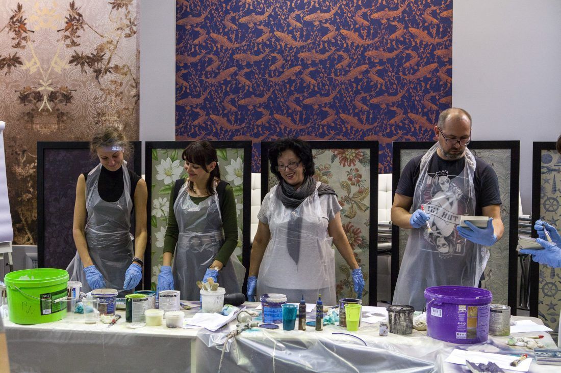 мастер-класс Николая Фетисова по декорированию лепнины в Центре Дизайна Мануфактура 5 Ампир Декор