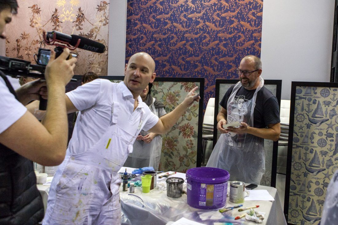 мастер-класс Николая Фетисова по декорированию лепнины в Центре Дизайна Мануфактура 5 Ампир Декор