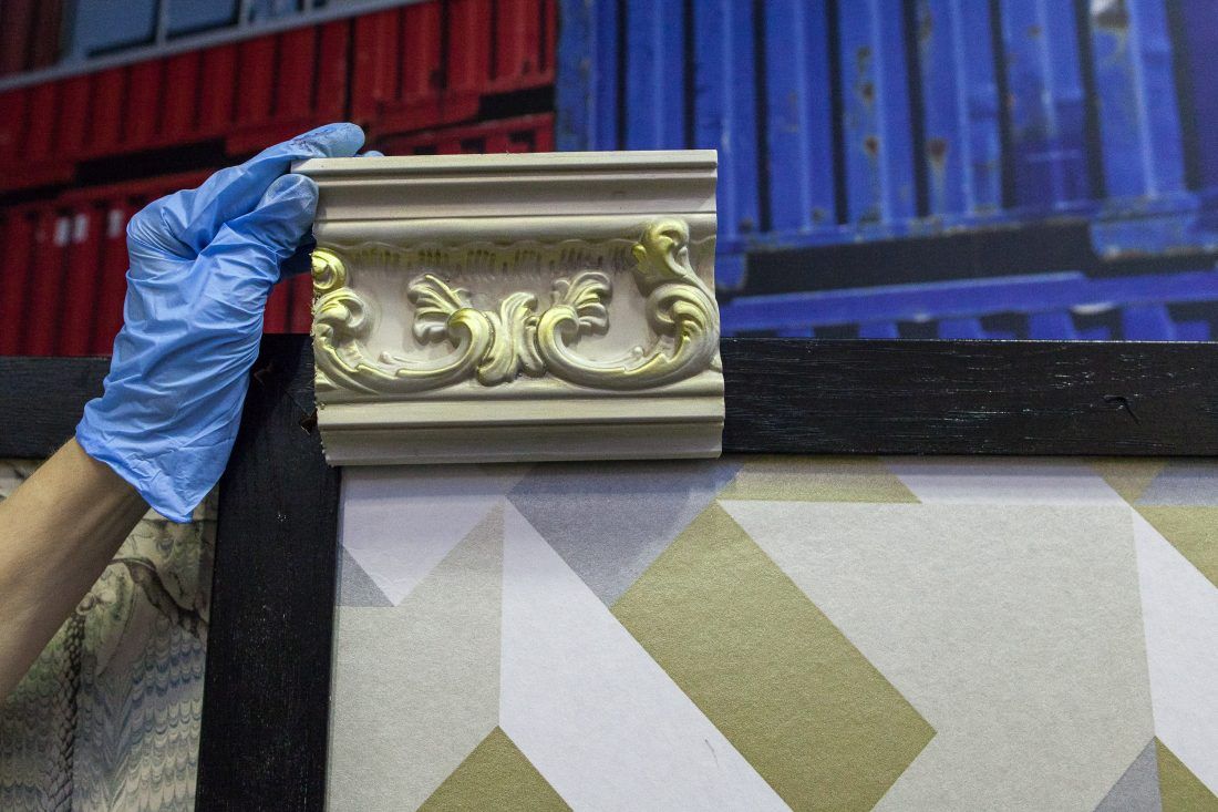 мастер-класс Николая Фетисова по декорированию лепнины в Центре Дизайна Мануфактура 5 Ампир Декор