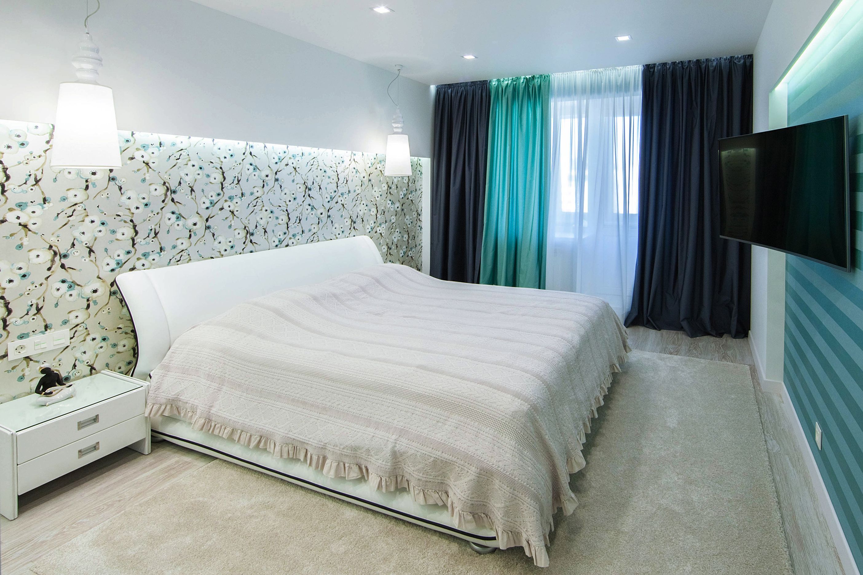 обои Khroma конкурсный проект дизайнера Дениса Лесковца с использованием обоев Khroma из коллекции Akina и Eijffinger из коллекции Raval