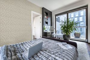 Коллекция Kew, бренд Fardis Обои с дамасским узором из коллекции Kew, английский бренд Fardis