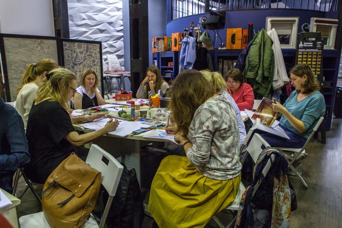 курс Елены Теплицкой «Мастерство работы с цветом» в Центре Дизайна Мануфактура 5 Ампир Декор