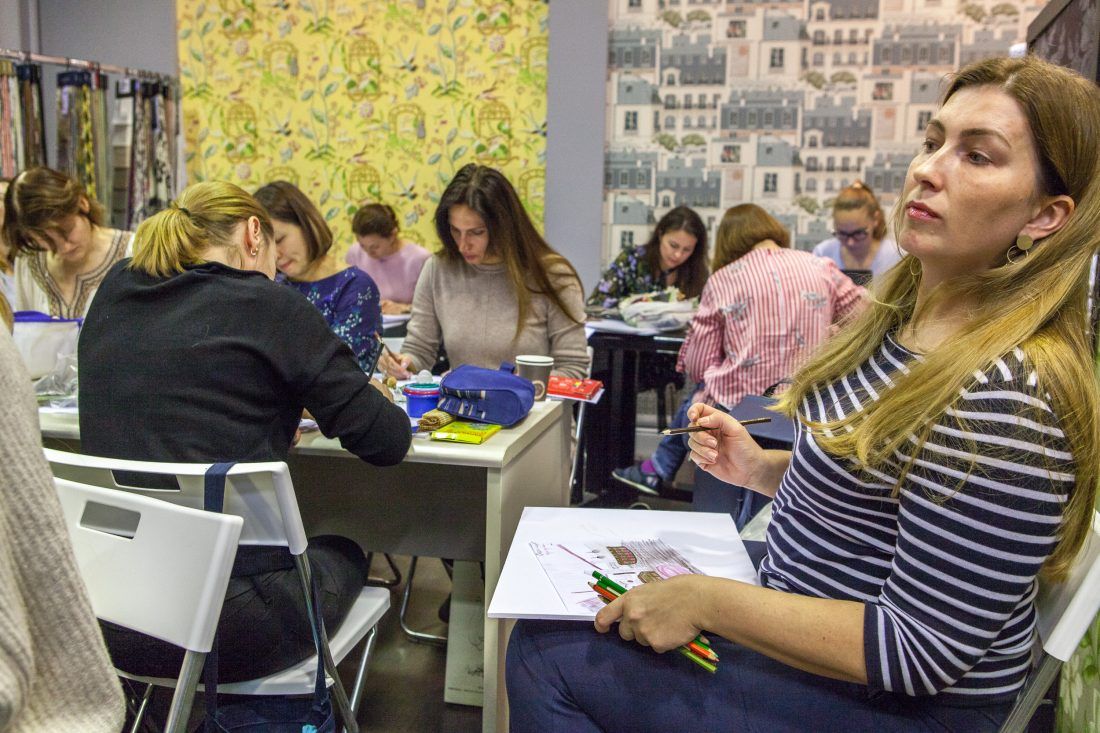 курс Елены Теплицкой «Мастерство работы с цветом» в Центре Дизайна Мануфактура 5 Ампир Декор