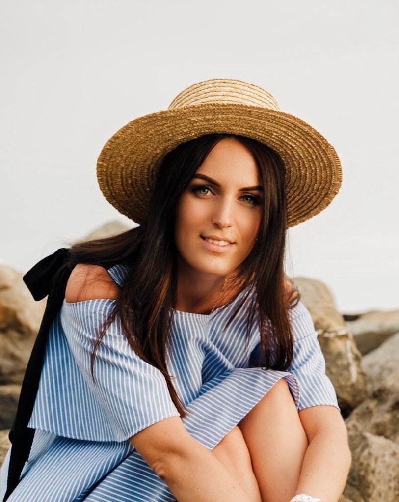 дизайнер Яна Степанова