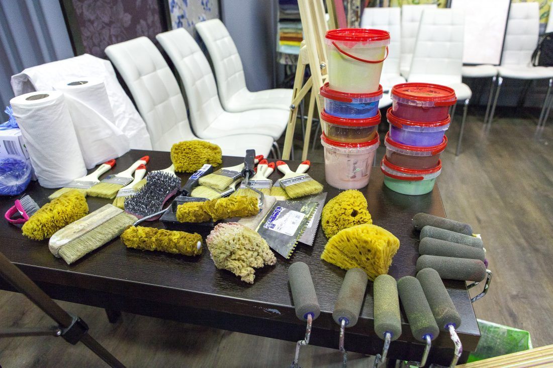 мастер-класс по работе с декоративными штукатурками Capadecor в Центре Дизайна Мануфактура 5 Ампир Декор