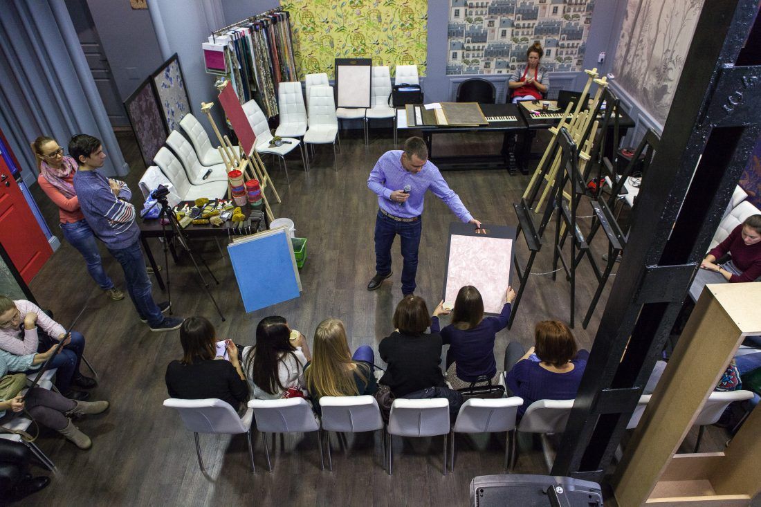 мастер-класс по работе с декоративными штукатурками Capadecor в Центре Дизайна Мануфактура 5 Ампир Декор