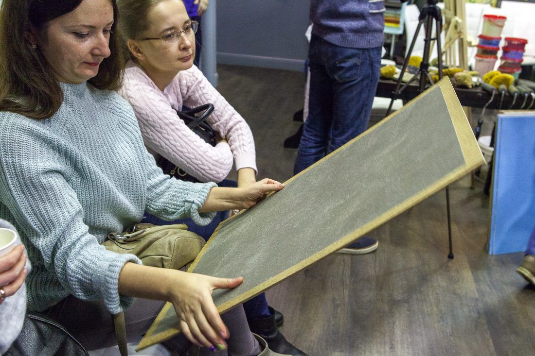 мастер-класс по работе с декоративными штукатурками Capadecor в Центре Дизайна Мануфактура 5 Ампир Декор