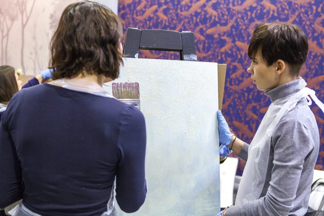 мастер-класс по работе с декоративными штукатурками Capadecor в Центре Дизайна Мануфактура 5 Ампир Декор