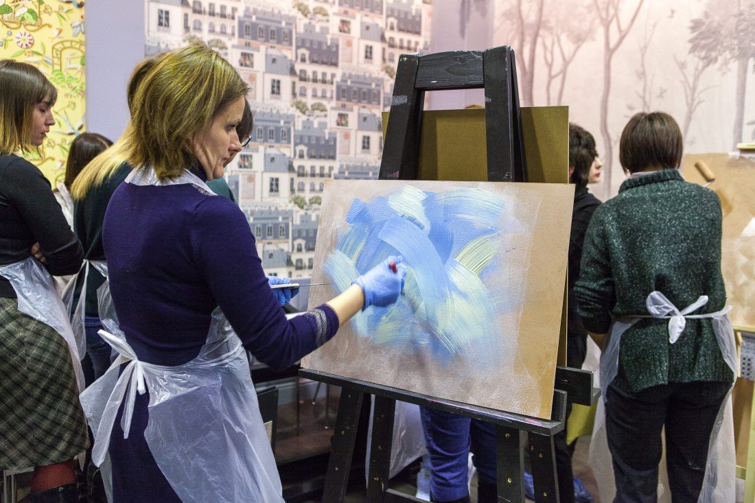 мастер-класс по работе с декоративными штукатурками Capadecor в Центре Дизайна Мануфактура 5 Ампир Декор