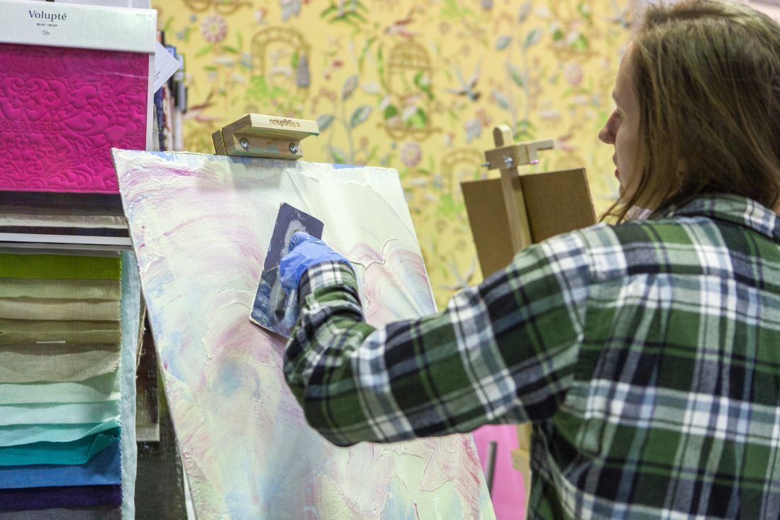 мастер-класс по работе с декоративными штукатурками Capadecor в Центре Дизайна Мануфактура 5 Ампир Декор