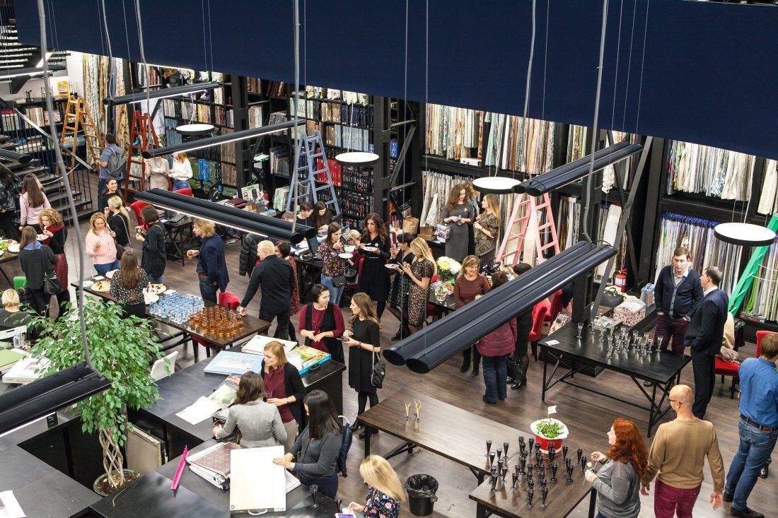 компании Ампир Декор 21 год!