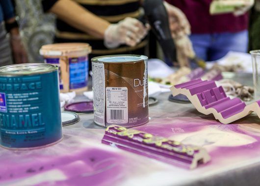 мастер-класс по декорированию лепнины красками Sherwin-Williams в Ампир Декор