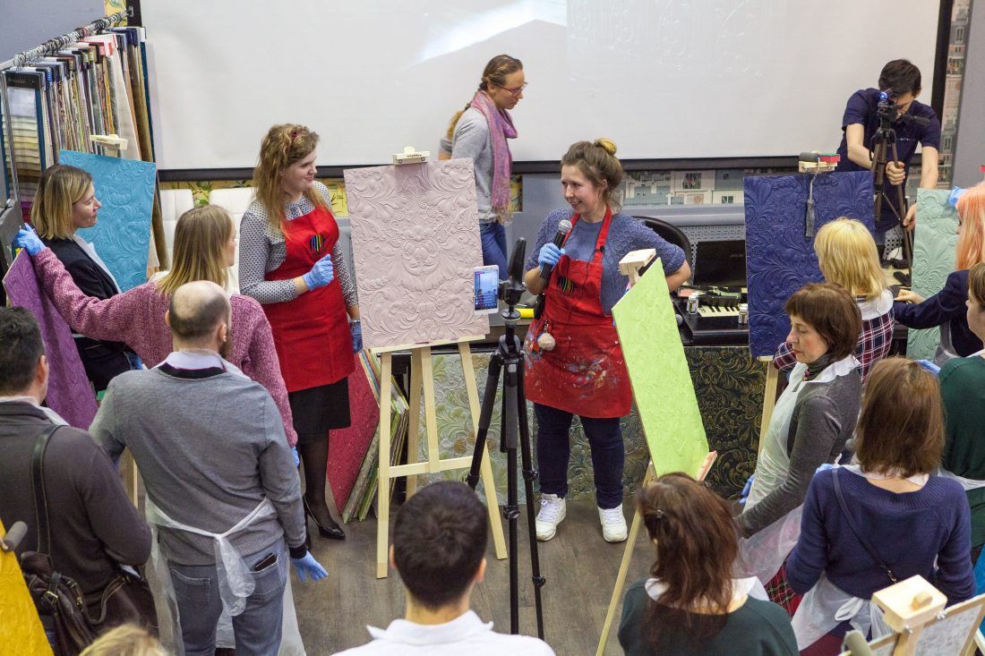 мастер-класс по декорированию Lincrusta красками Sherwin-Williams в Центре Дизайна Мануфактура 5 Ампир Декор