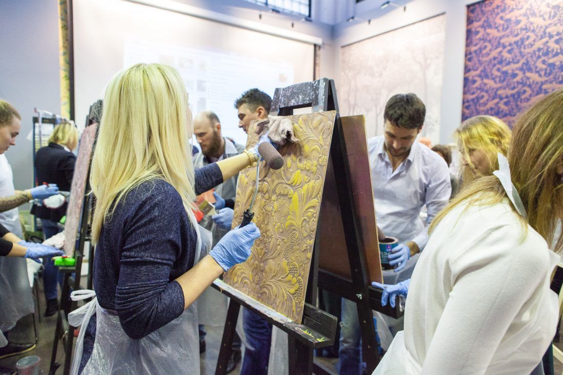 мастер-класс по декорированию Lincrusta красками Sherwin-Williams в Центре Дизайна Мануфактура 5 Ампир Декор