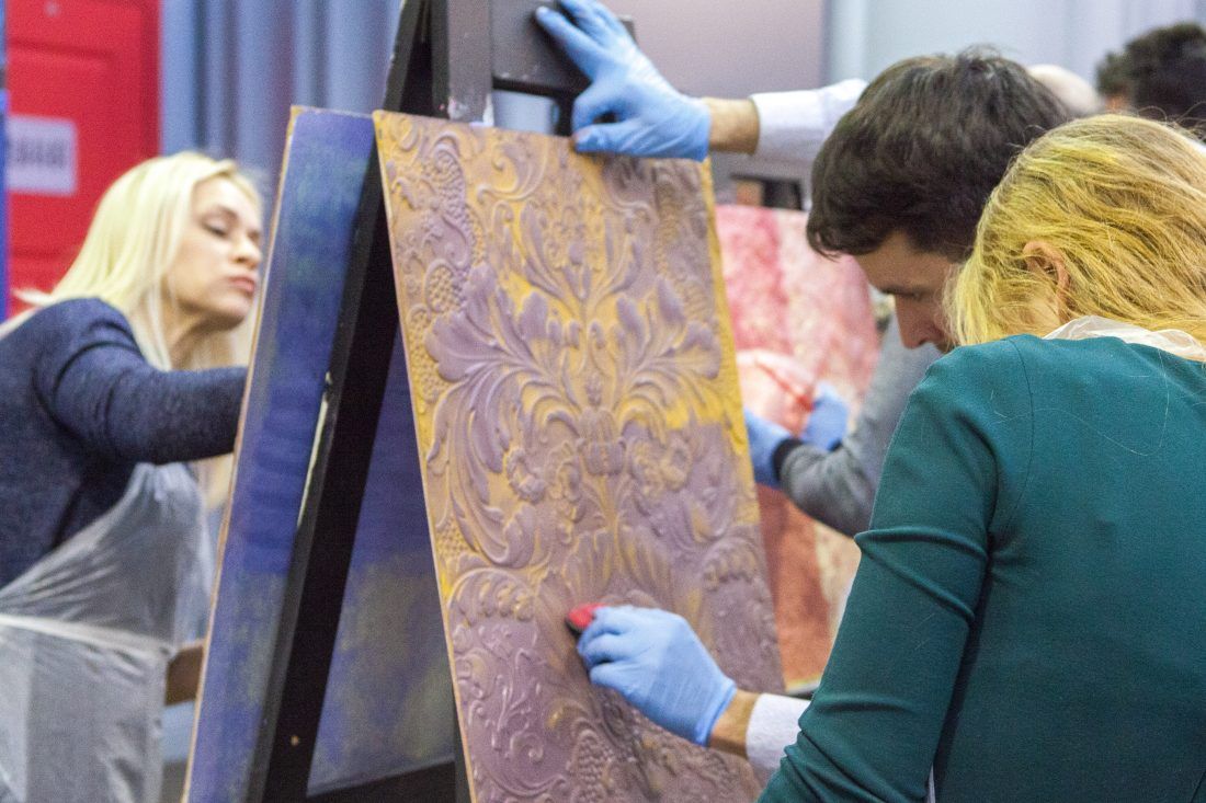 мастер-класс по декорированию Lincrusta красками Sherwin-Williams в Центре Дизайна Мануфактура 5 Ампир Декор