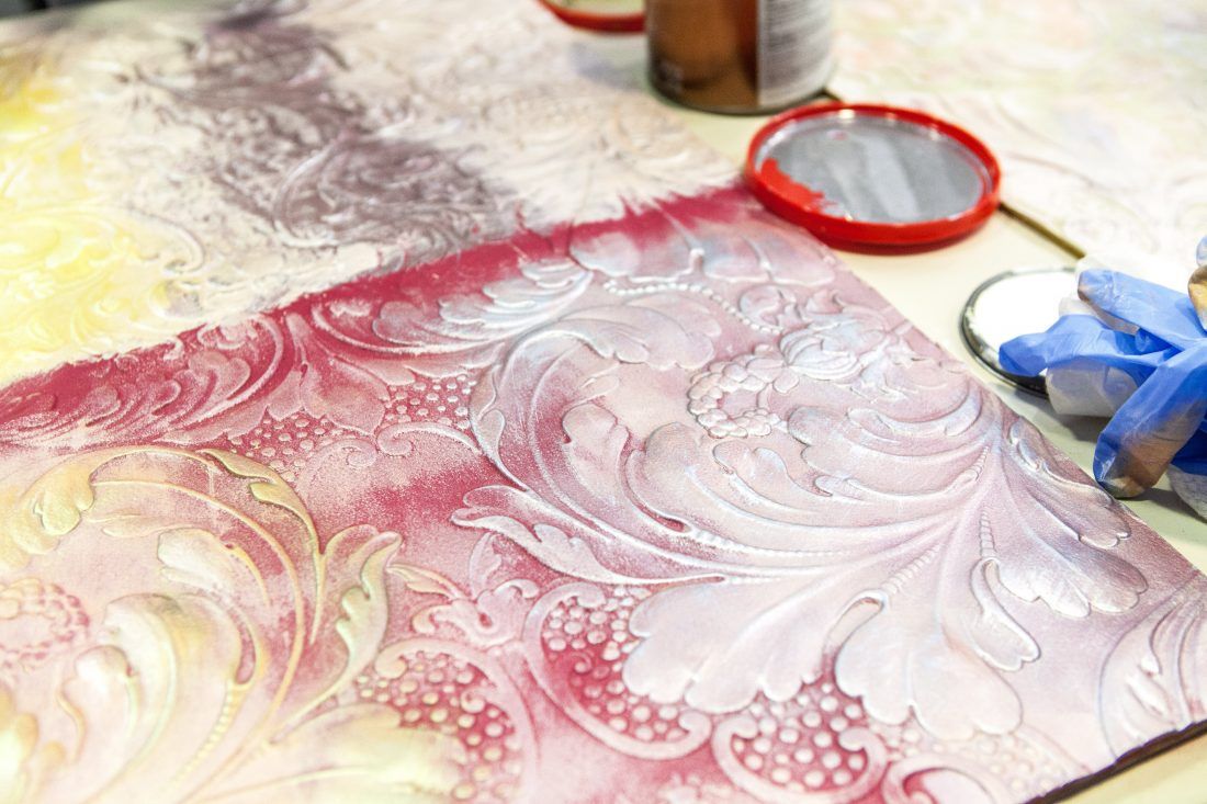 мастер-класс по декорированию Lincrusta красками Sherwin-Williams в Центре Дизайна Мануфактура 5 Ампир Декор