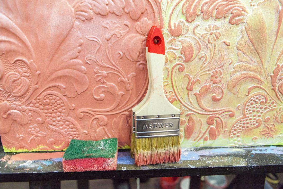 мастер-класс по декорированию Lincrusta красками Sherwin-Williams в Центре Дизайна Мануфактура 5 Ампир Декор