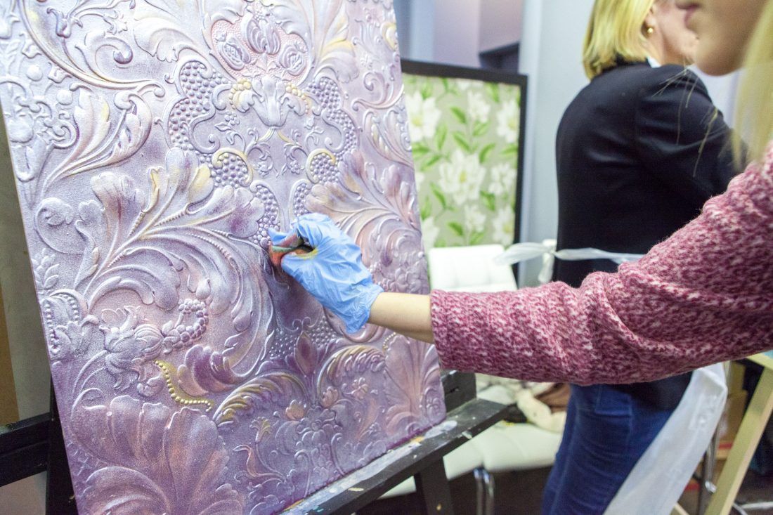 мастер-класс по декорированию Lincrusta красками Sherwin-Williams в Центре Дизайна Мануфактура 5 Ампир Декор