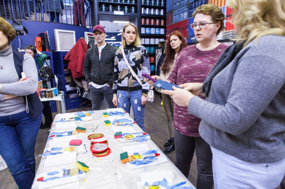 мастер-класс Sherwin-Williams по декорированию лепнины в Центре Дизайна Мануфактура 5 Ампир Декор