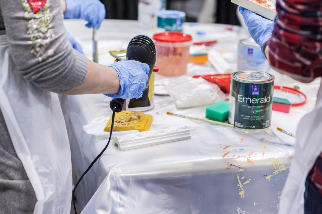 мастер-класс Sherwin-Williams по декорированию лепнины в Центре Дизайна Мануфактура 5 Ампир Декор