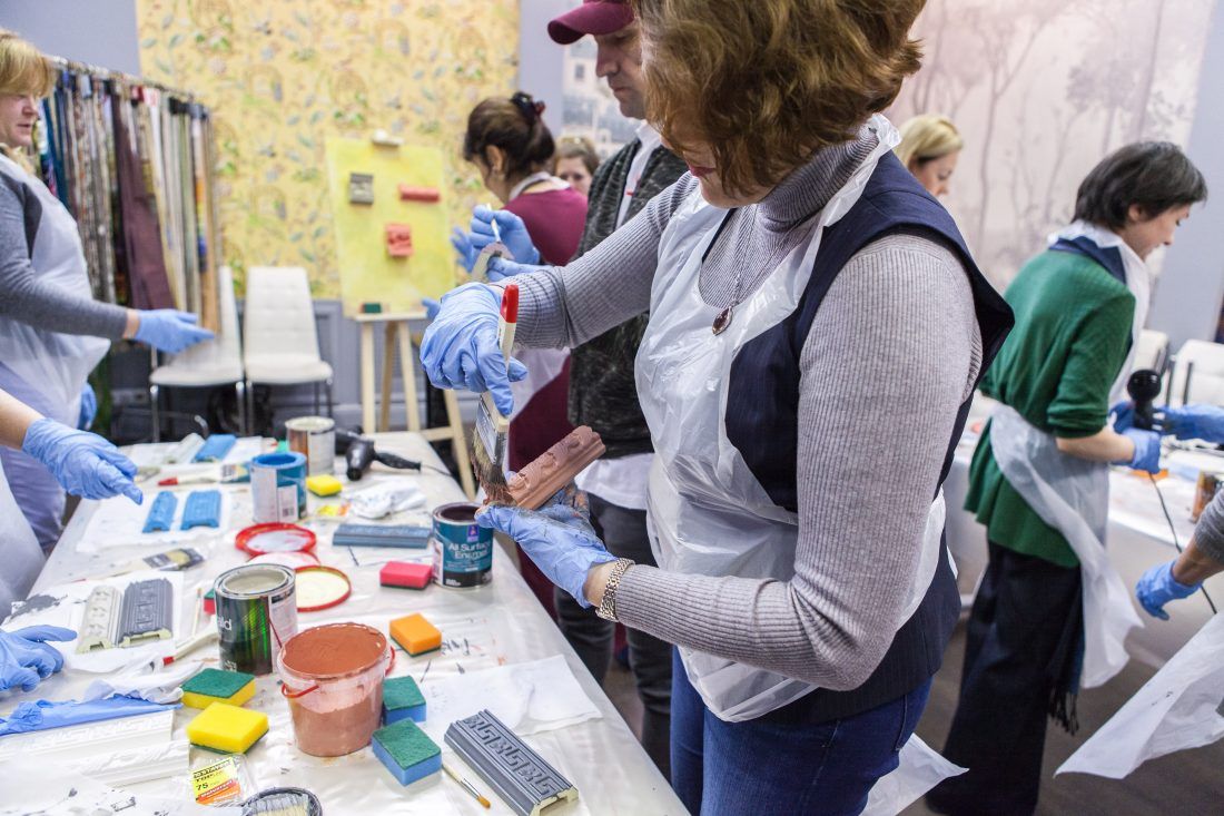 мастер-класс Sherwin-Williams по декорированию лепнины в Центре Дизайна Мануфактура 5 Ампир Декор