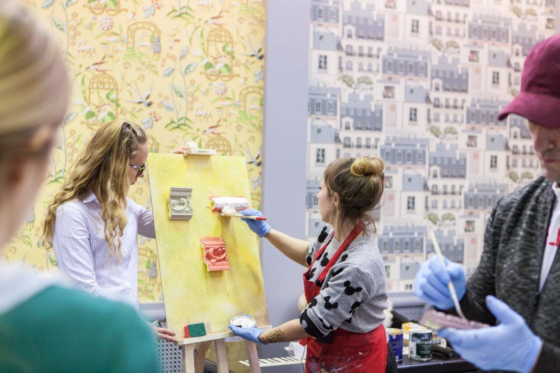 мастер-класс Sherwin-Williams по декорированию лепнины в Центре Дизайна Мануфактура 5 Ампир Декор