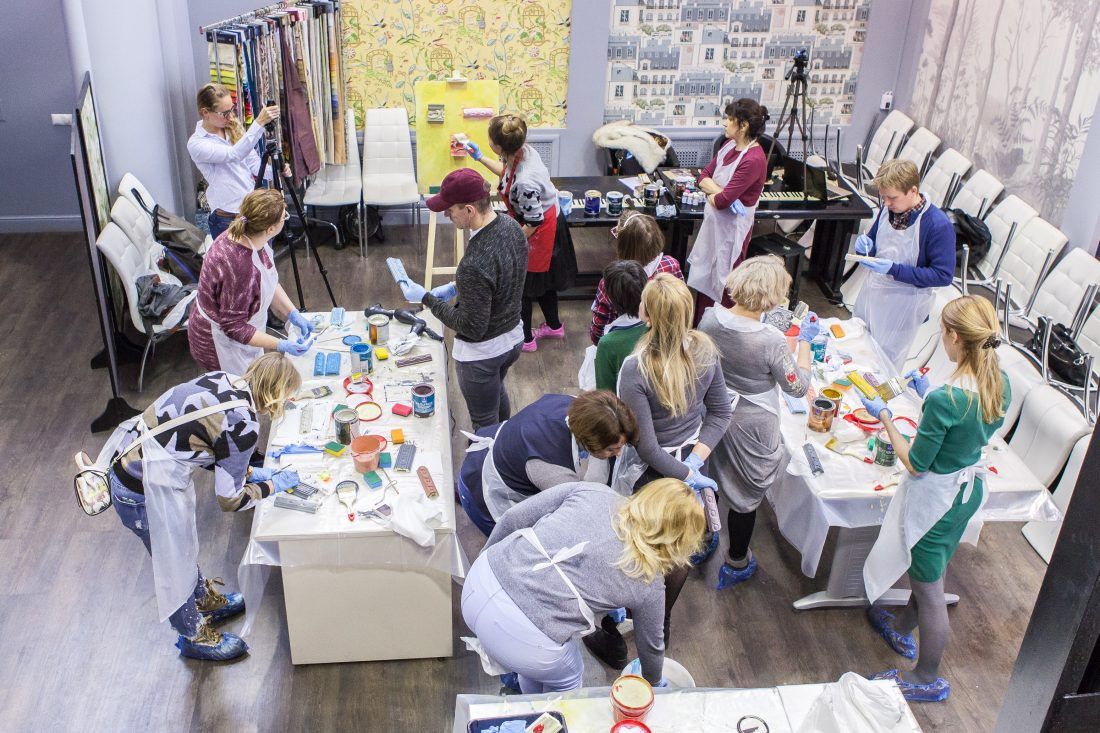 мастер-класс Sherwin-Williams по декорированию лепнины в Центре Дизайна Мануфактура 5 Ампир Декор