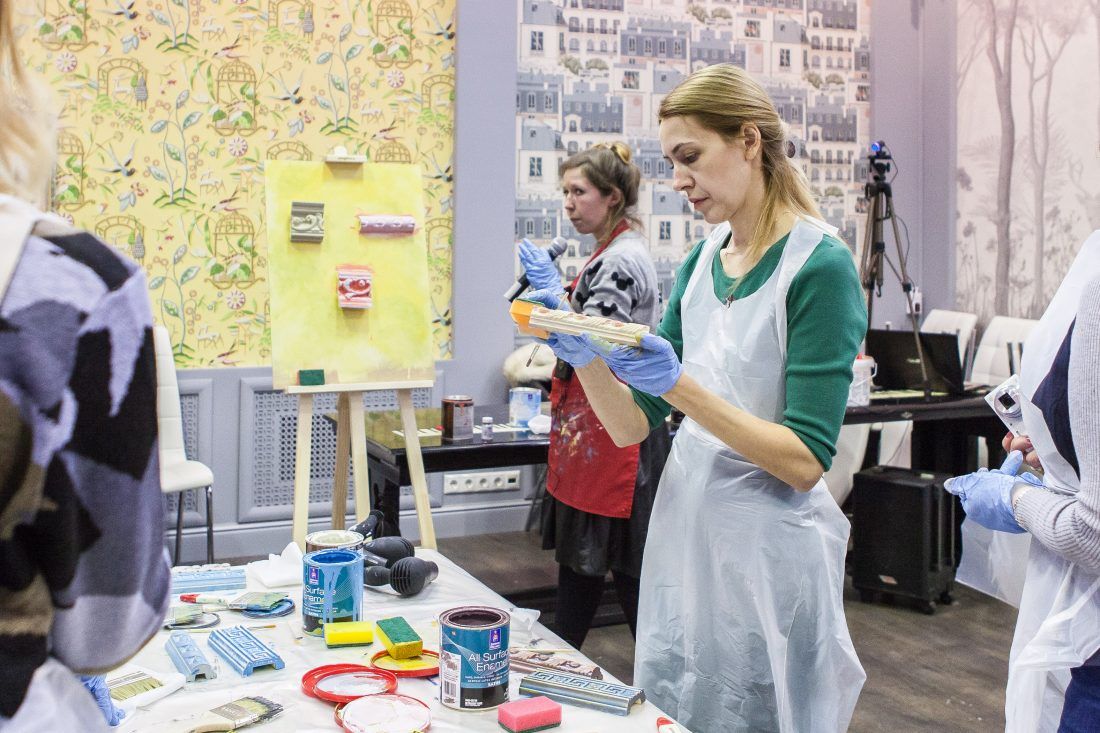 мастер-класс Sherwin-Williams по декорированию лепнины в Центре Дизайна Мануфактура 5 Ампир Декор