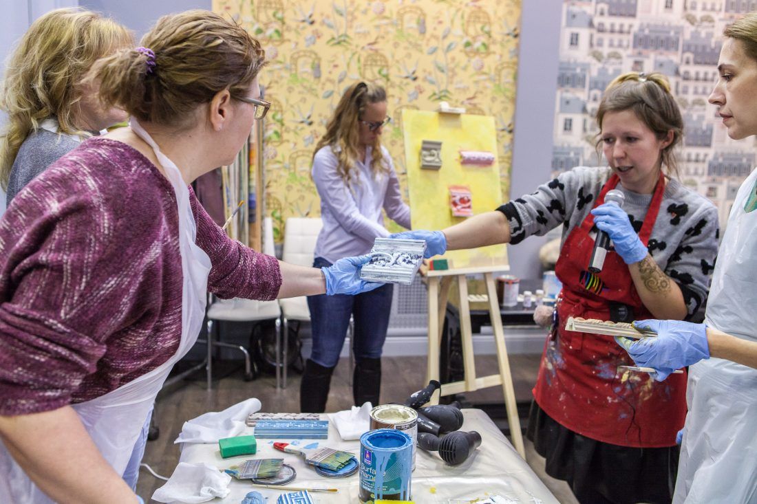 мастер-класс Sherwin-Williams по декорированию лепнины в Центре Дизайна Мануфактура 5 Ампир Декор