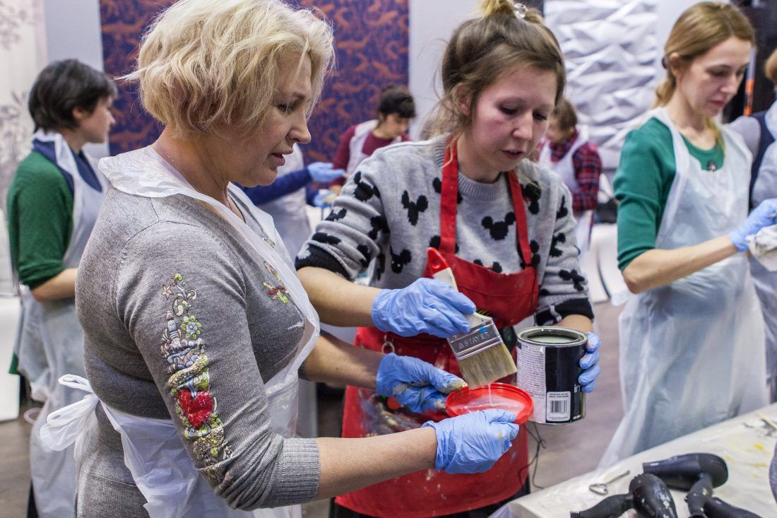 мастер-класс Sherwin-Williams по декорированию лепнины в Центре Дизайна Мануфактура 5 Ампир Декор