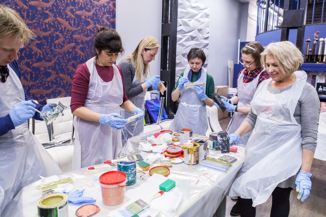 мастер-класс Sherwin-Williams по декорированию лепнины в Центре Дизайна Мануфактура 5 Ампир Декор