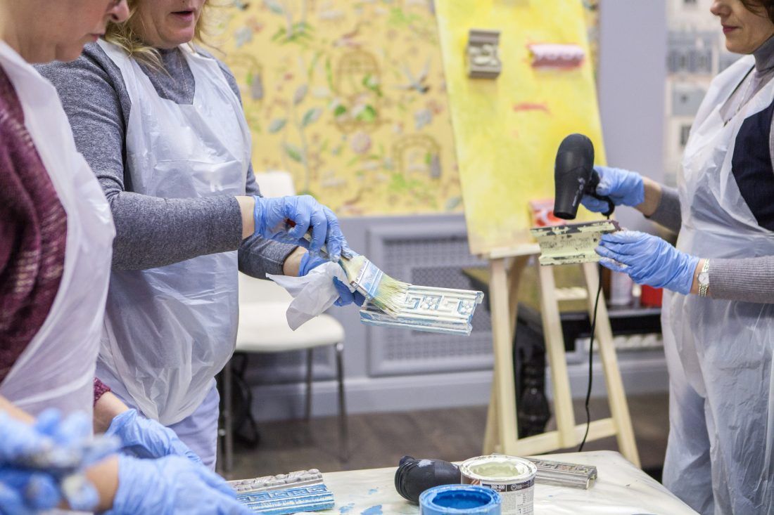 мастер-класс Sherwin-Williams по декорированию лепнины в Центре Дизайна Мануфактура 5 Ампир Декор