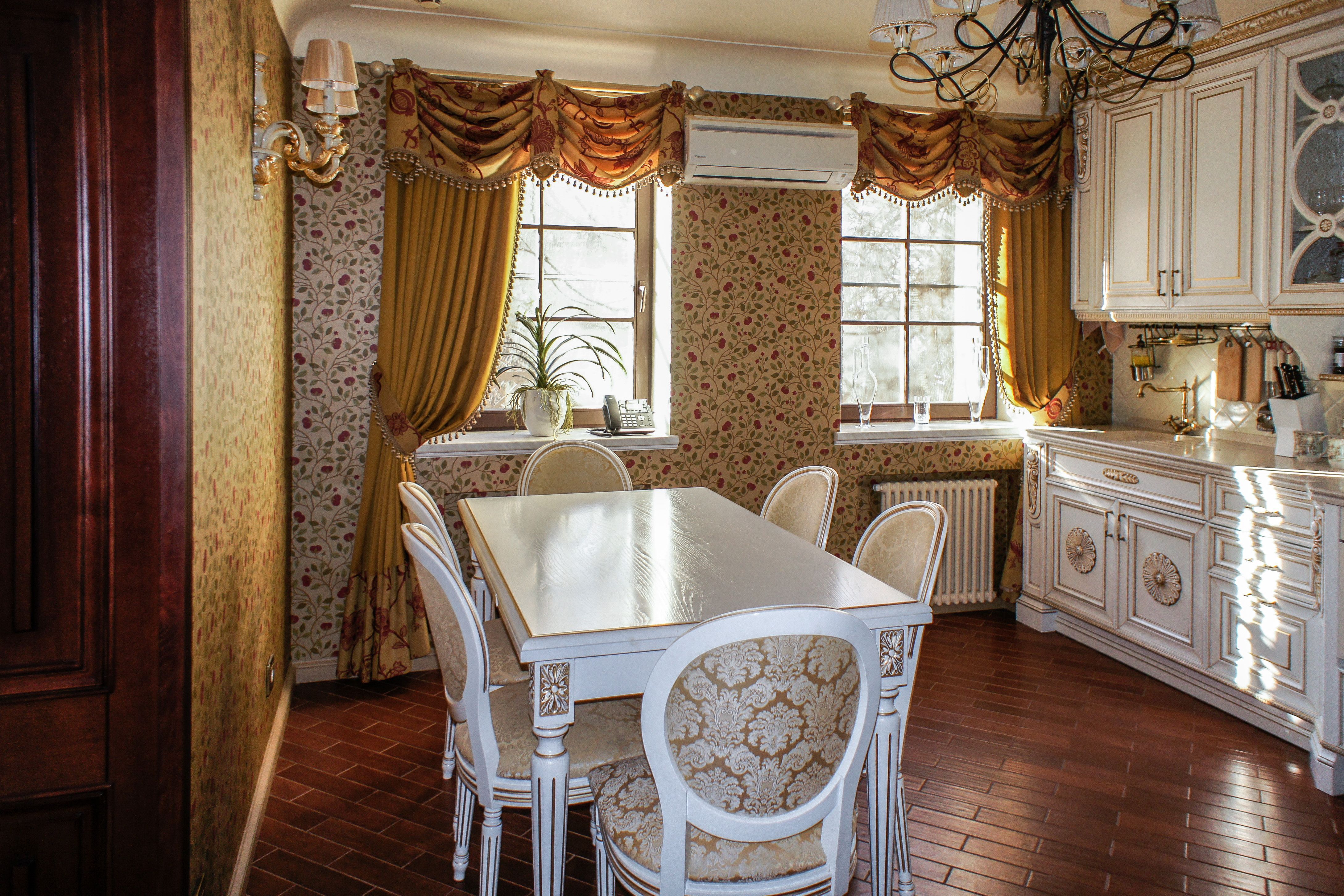 интерьер в английском стиле: кухня, дизайнер Катерина Радимова