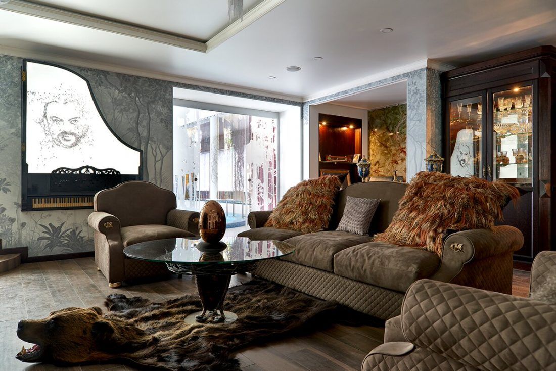 комната отдыха в загородном доме Филиппа Киркорова