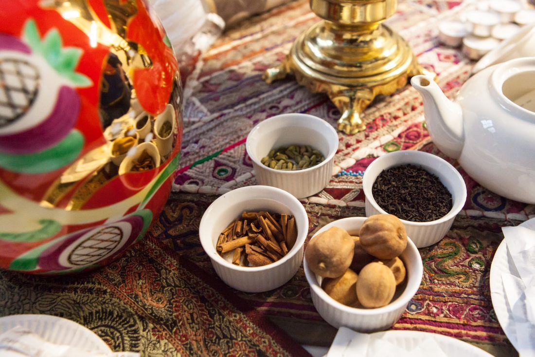 лекция «Персидские ковры, уникальные и универсальные» в Центре Дизайна Мануфактура 5 Ампир Декор