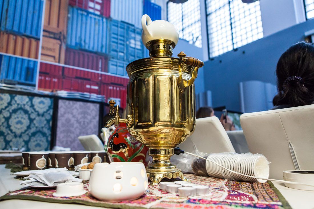 лекция «Персидские ковры, уникальные и универсальные» в Центре Дизайна Мануфактура 5 Ампир Декор