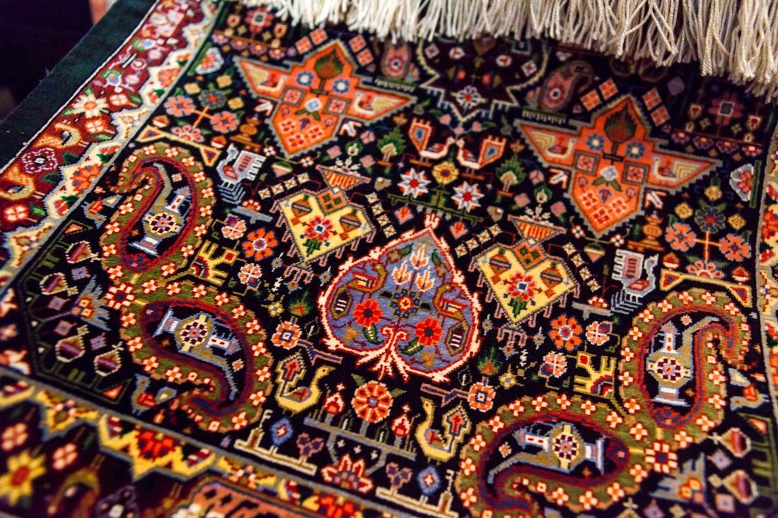 лекция «Персидские ковры, уникальные и универсальные» в Центре Дизайна Мануфактура 5 Ампир Декор