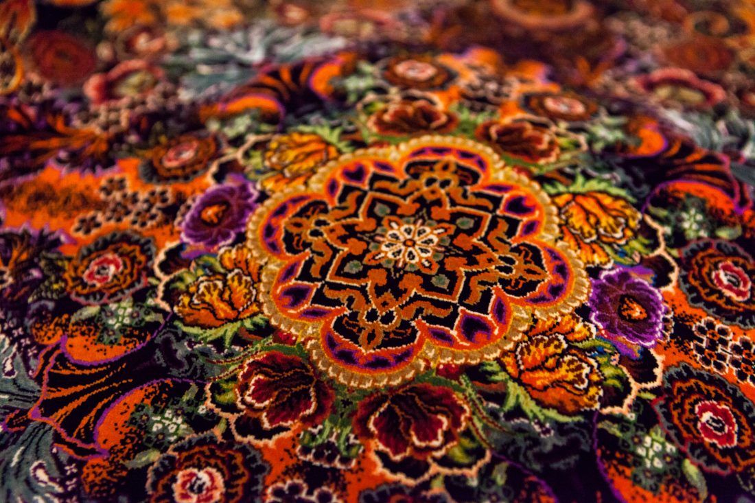 лекция «Персидские ковры, уникальные и универсальные» в Центре Дизайна Мануфактура 5 Ампир Декор