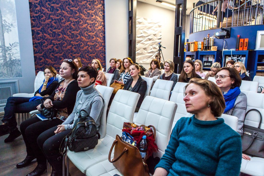 лекция-практикум «Психология общения, как достичь взаимопонимания с клиентом?» в Центре Дизайна Мануфактура 5 Ампир Декор